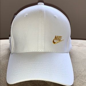 Nike white cap
